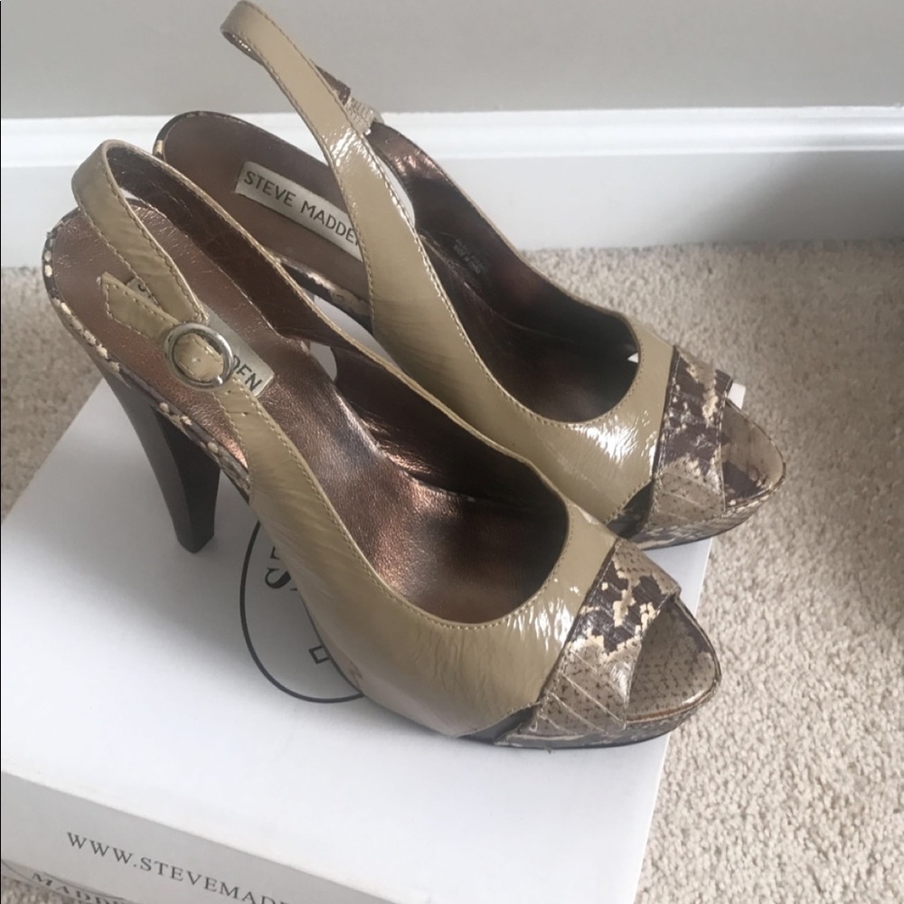 Steve Madden Taupe Slingback Heels